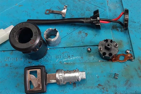 keytronic riparazione nottolino avviamento